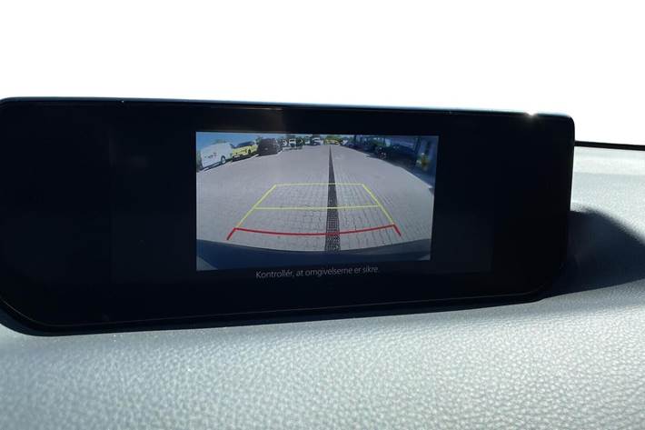Hvid Mazda MX-30 fra 2022