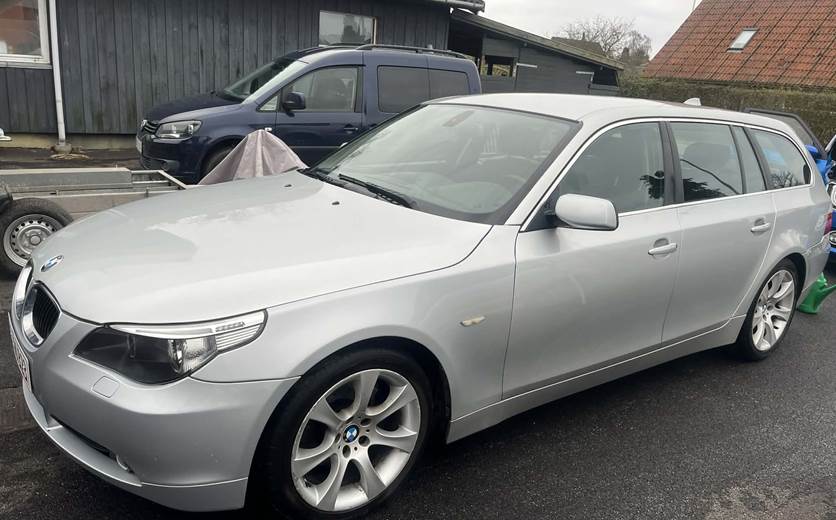 BMW 525i 2,5 525 I E61