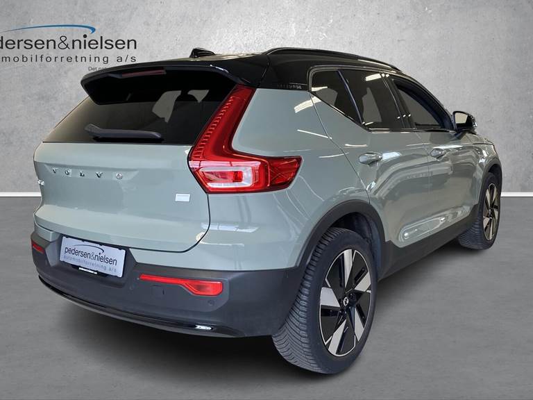 Volvo XC40 Recharge Extended Range Ultimate 252HK 5d Aut.