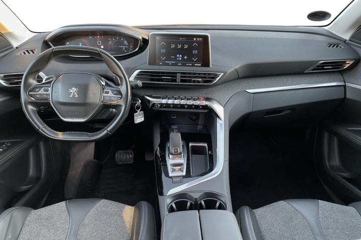 Bronze Peugeot 3008 fra 2017