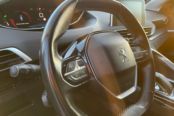 Bronze Peugeot 3008 fra 2017