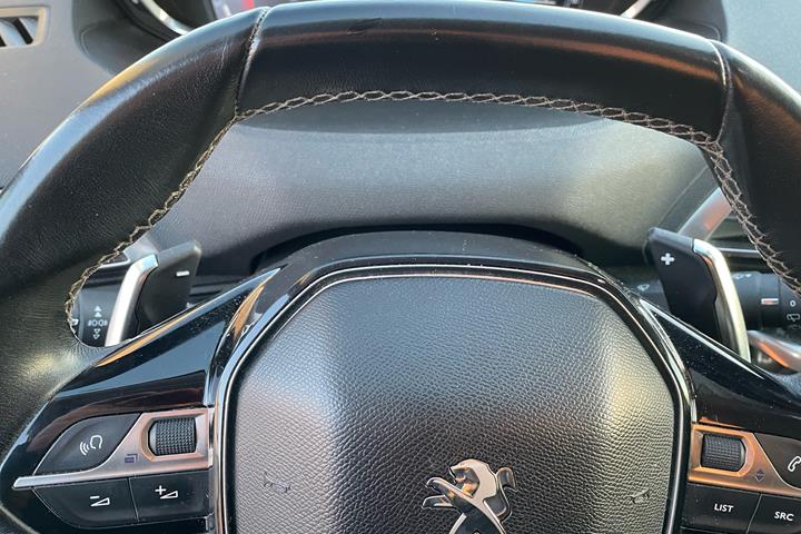 Bronze Peugeot 3008 fra 2017