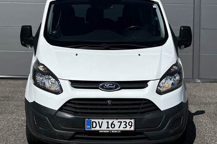 Hvid Ford Transit Custom fra 2014