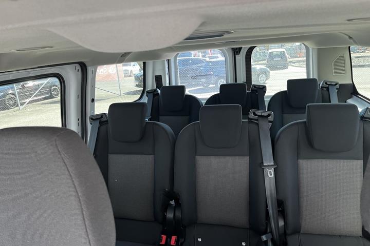 Hvid Ford Transit Custom fra 2014