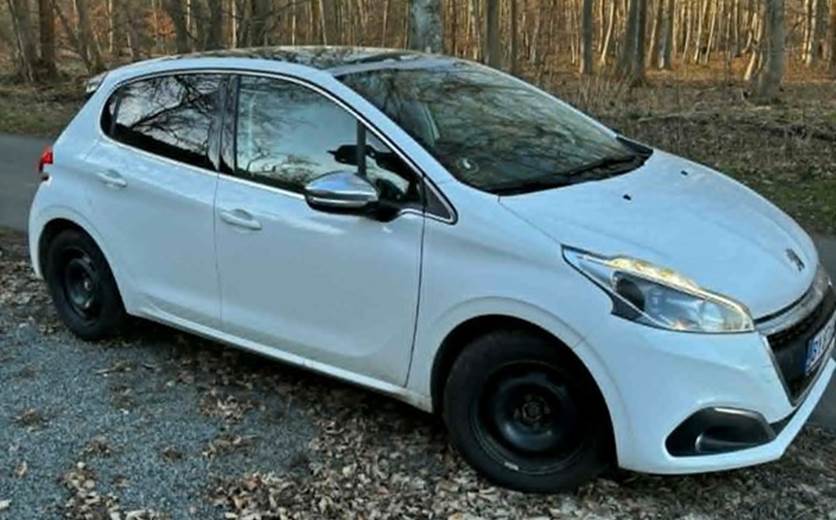 Peugeot 208 1.6 BlueHDI 100 hk 5D