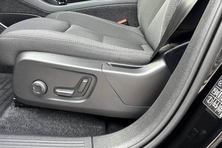 Sort Volvo XC40 fra 2023