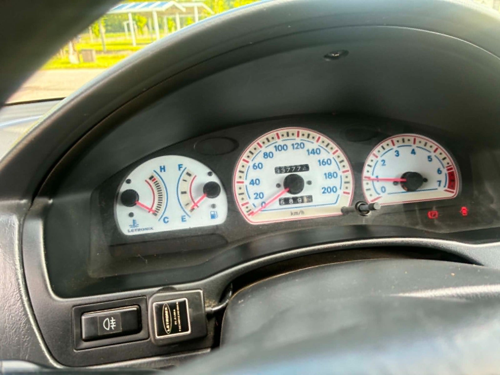 undefined Toyota Paseo fra 1996 set indefra
