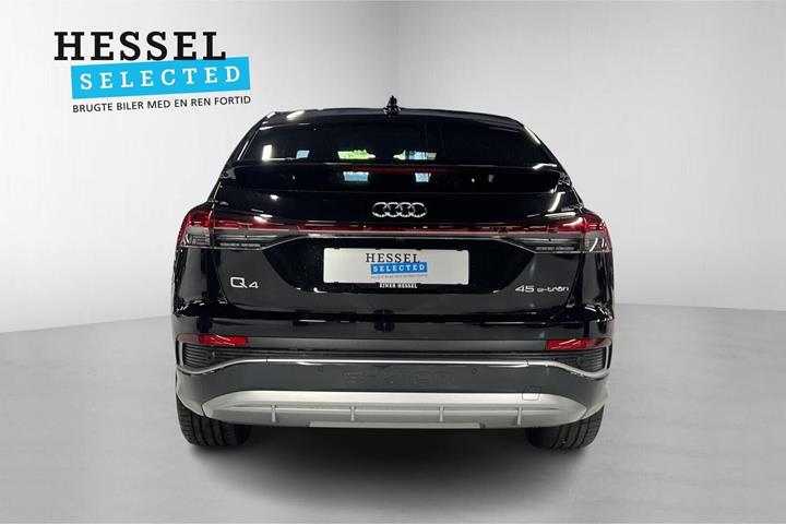 Sort Audi Q4 e-tron fra 2025