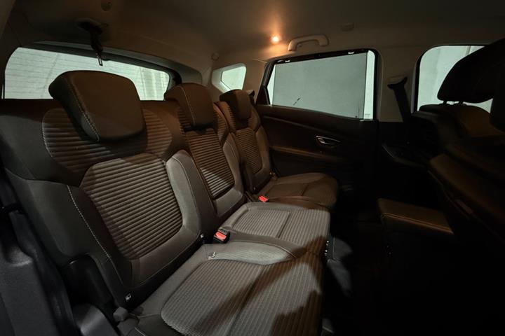 undefined Renault Scenic IV fra 2017