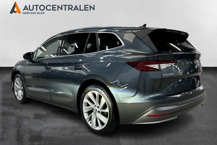 Grå Skoda Enyaq fra 2022