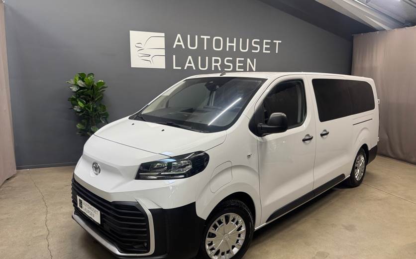 Toyota Proace Verso 75 Long Shuttle 9prs