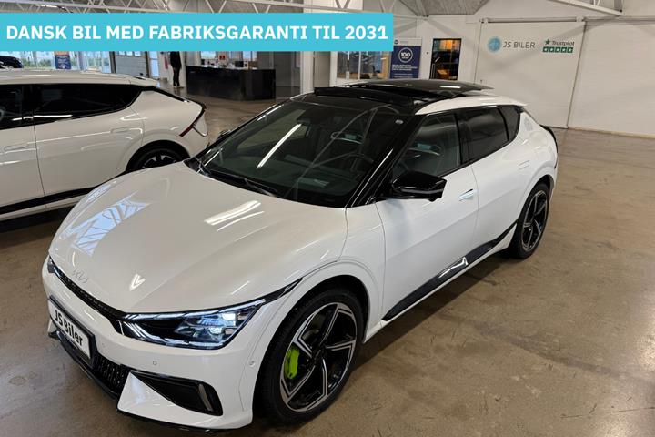 Hvid Kia EV6 fra 2024 set udefra