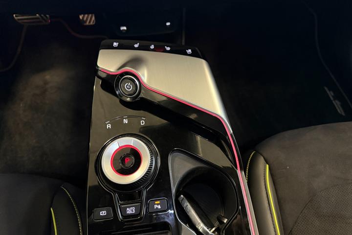 Hvid Kia EV6 fra 2024