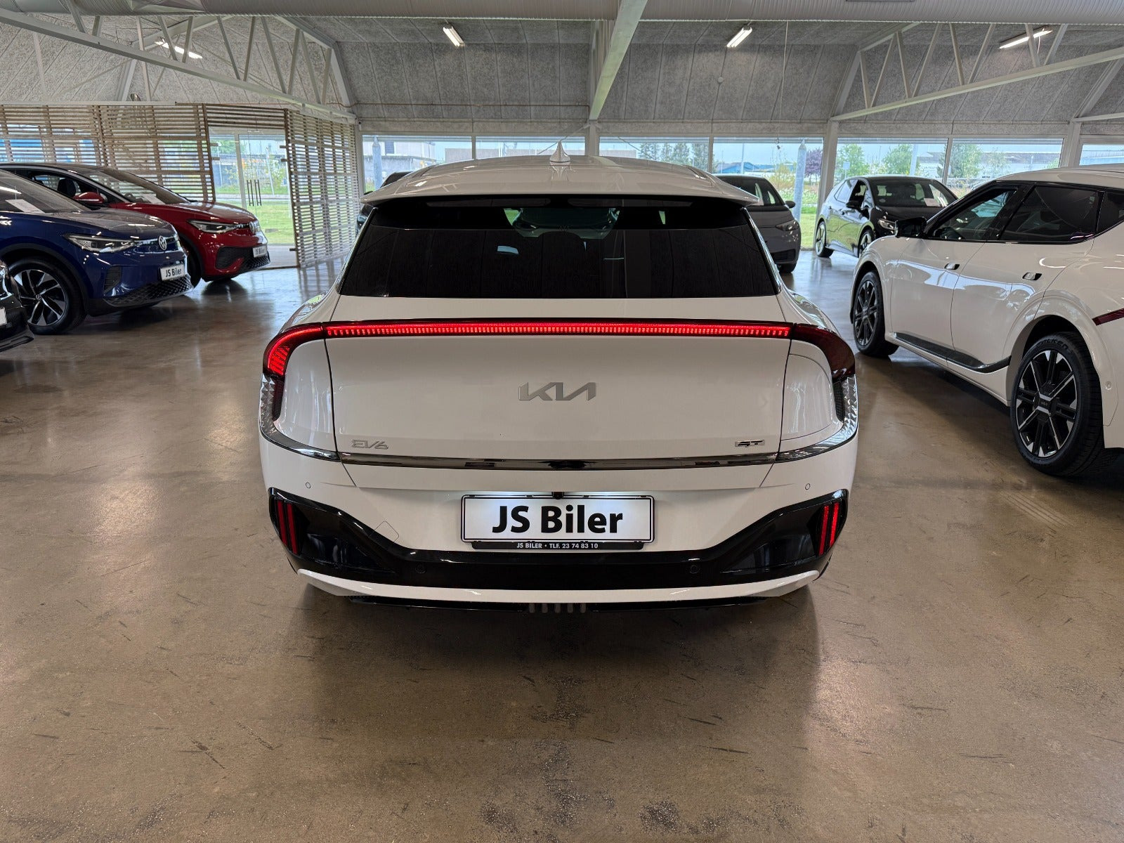 Hvid Kia EV6 fra 2024