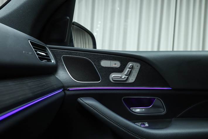 Grå Mercedes GLE350 de fra 2022