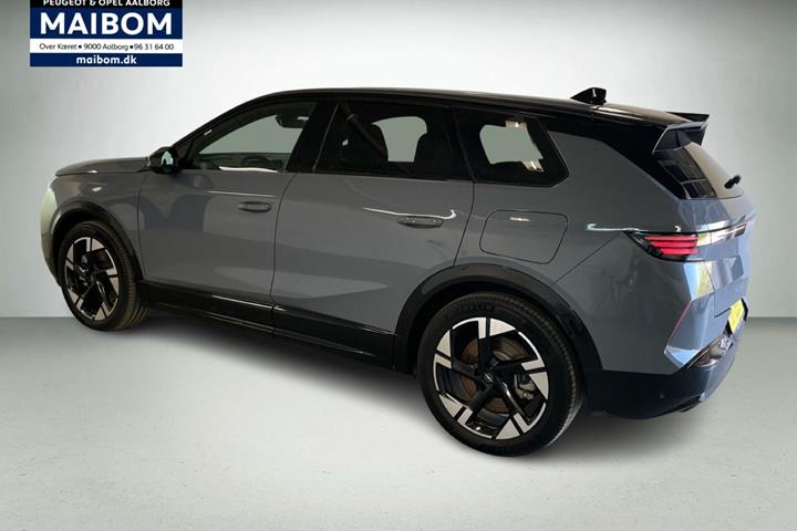 Grå Opel Grandland-e fra 2024