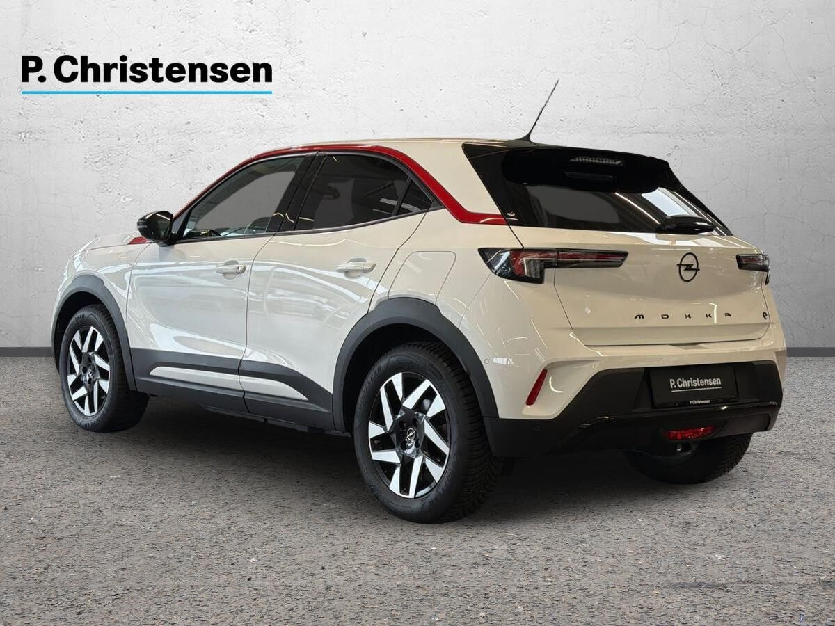 Hvid Opel Mokka-e fra 2021