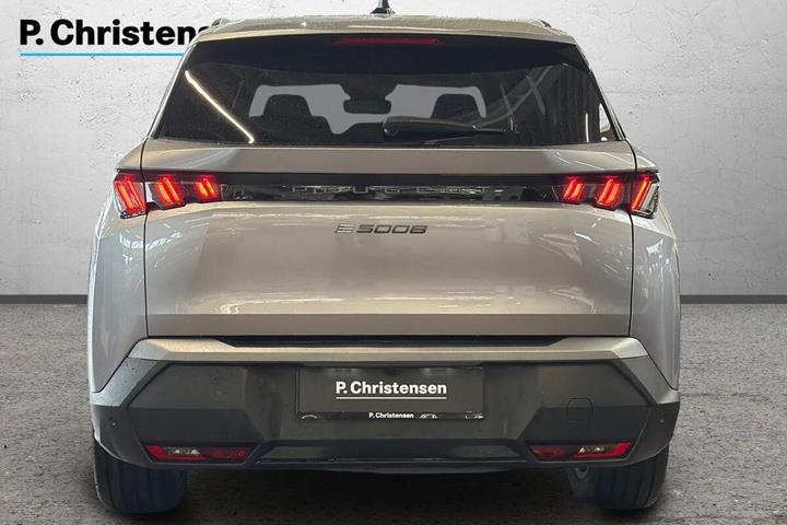 Grå Peugeot e-5008 fra 2025