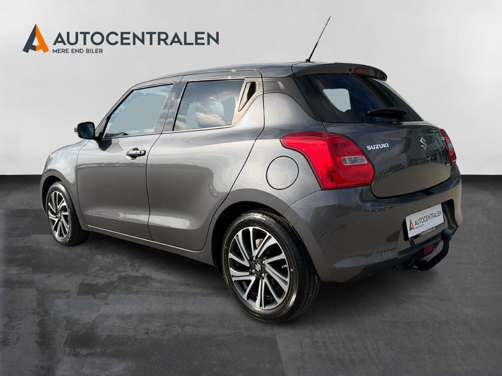 Grå Suzuki Swift fra 2020