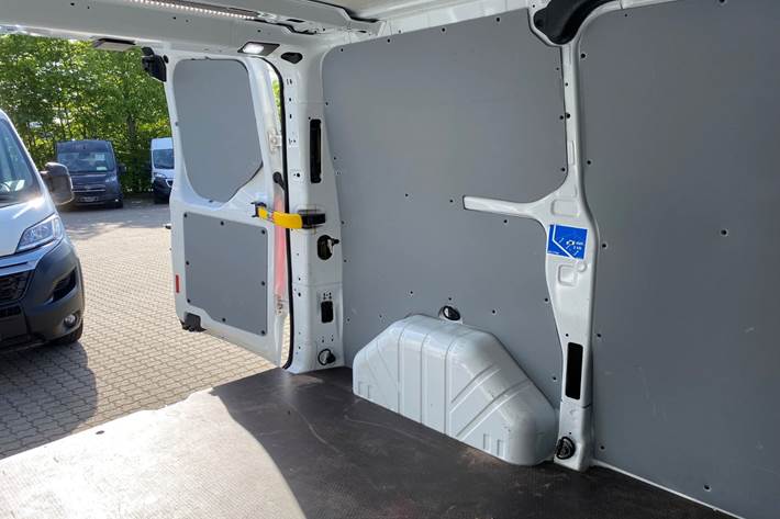 Hvid Ford Transit Custom 300 L1 fra 2020