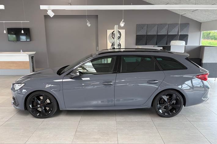 Grå Seat Leon fra 2021