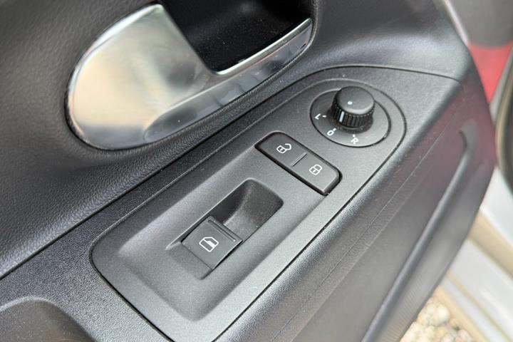 Sølv VW UP! fra 2014