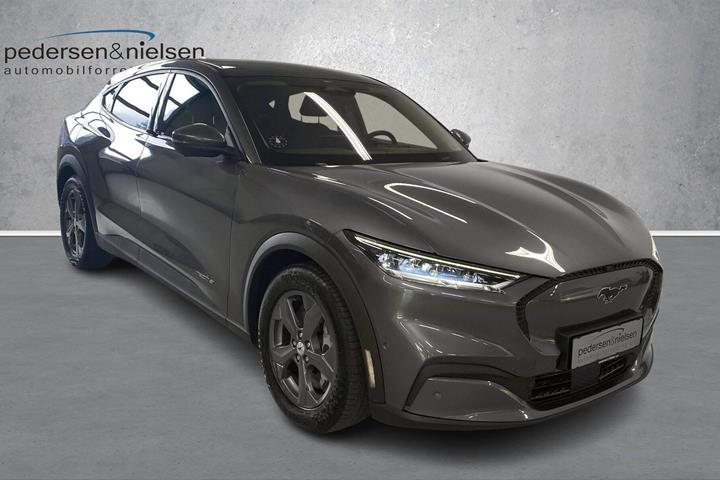 Grå Ford Mustang Mach-E fra 2024