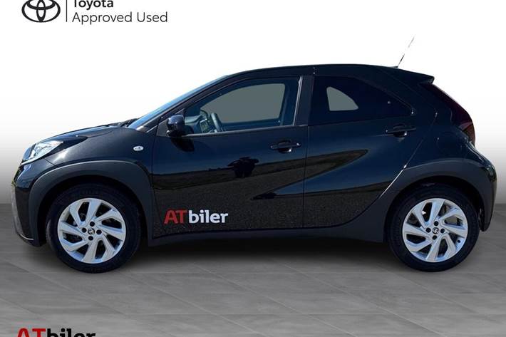Sort Toyota Aygo X fra 2025