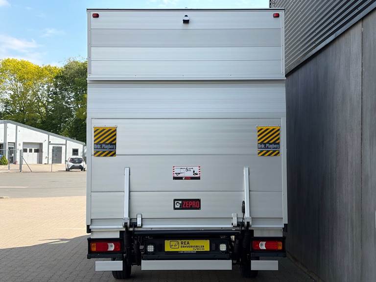 Iveco Daily 3,0 35S18 4200mm D 180HK Ladv./Chas. 8g Aut.