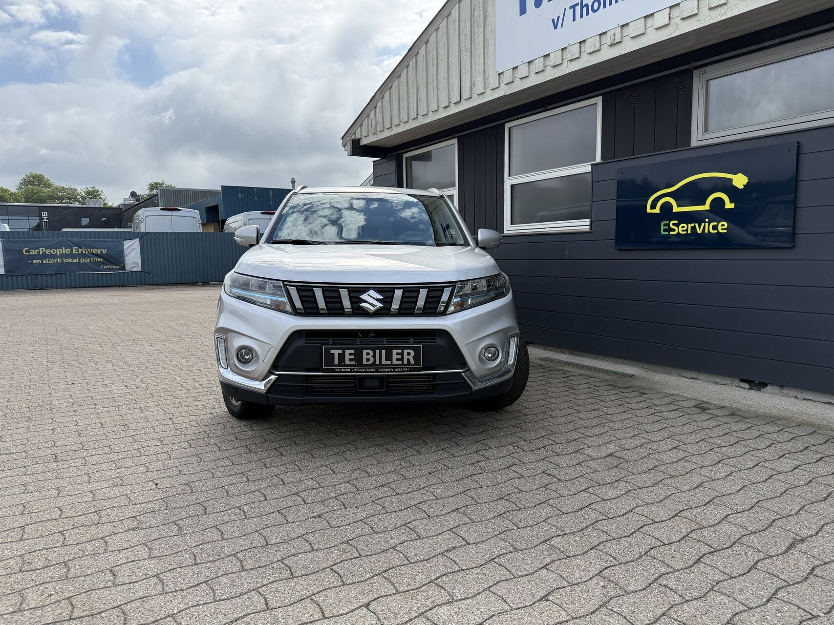 Sølv Suzuki Vitara fra 2021