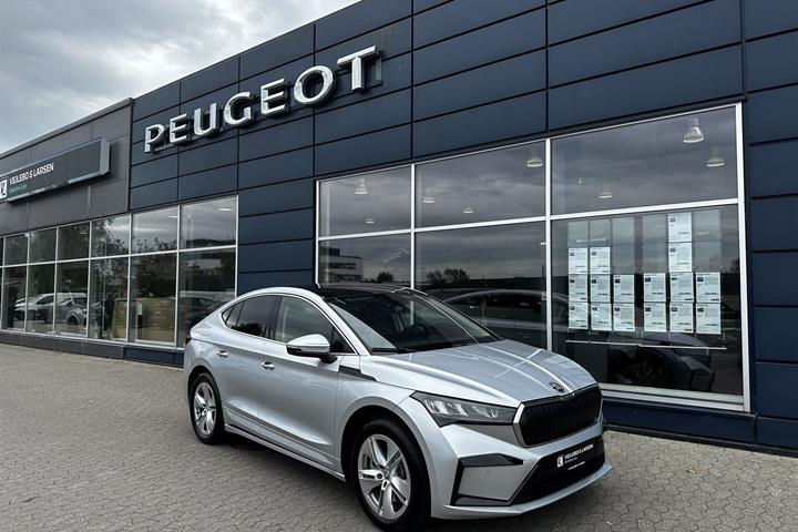 Grå Skoda Enyaq fra 2024