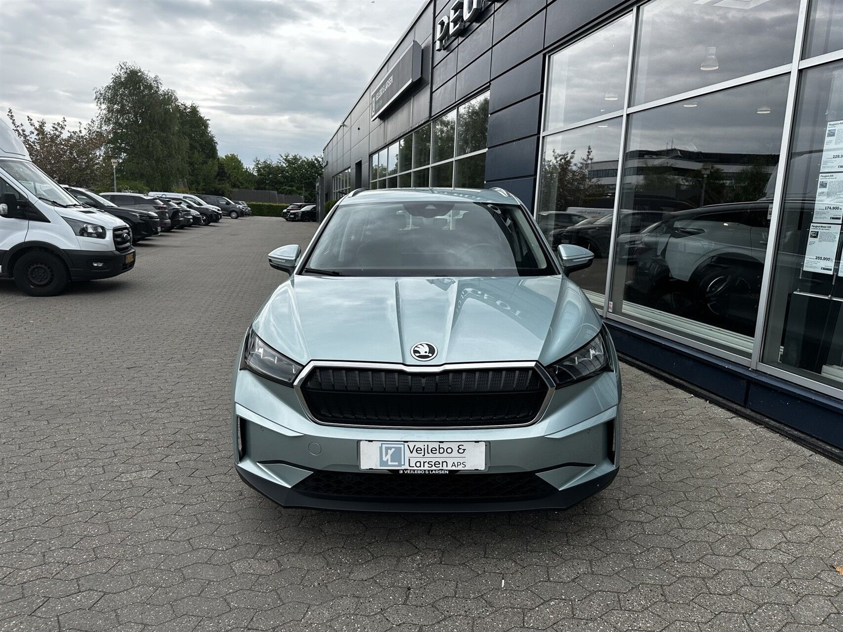 Grøn Skoda Enyaq fra 2023