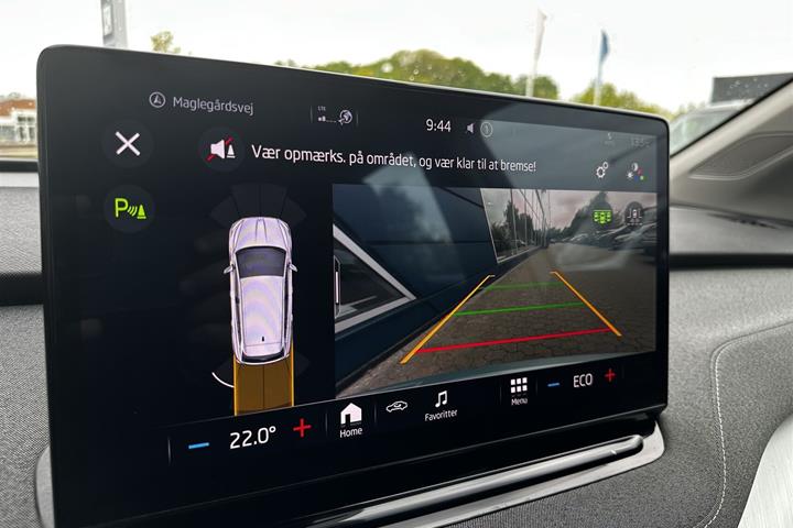 Grøn Skoda Enyaq fra 2023