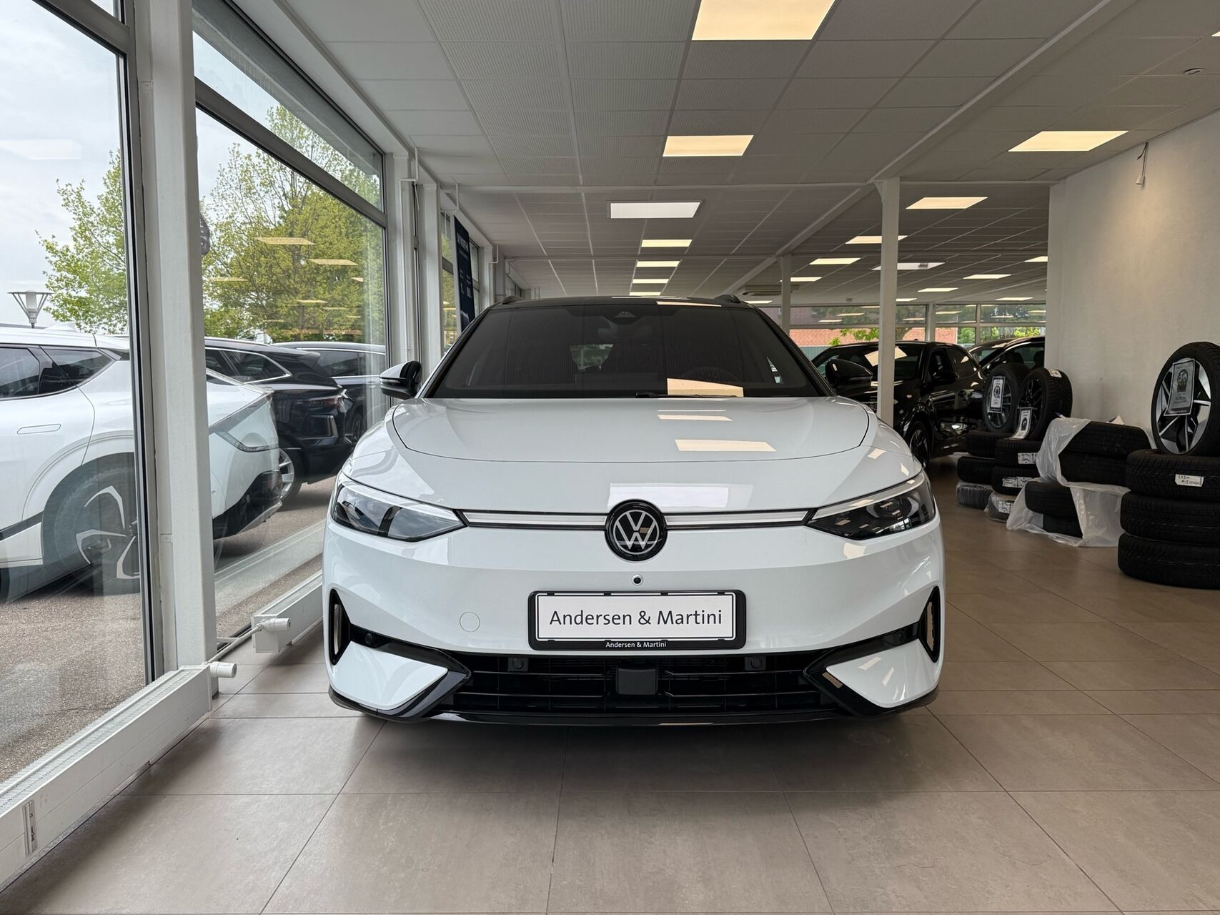 Hvid VW ID.7 fra 2026
