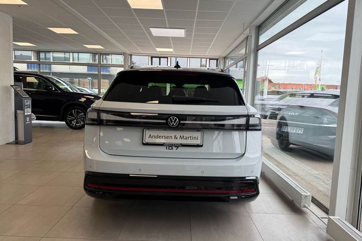 Hvid VW ID.7 fra 2026