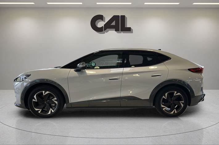 Hvid Cupra Tavascan fra 2025