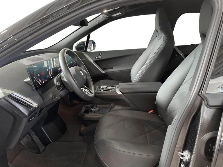 BMW iX xDrive40 Supercharged