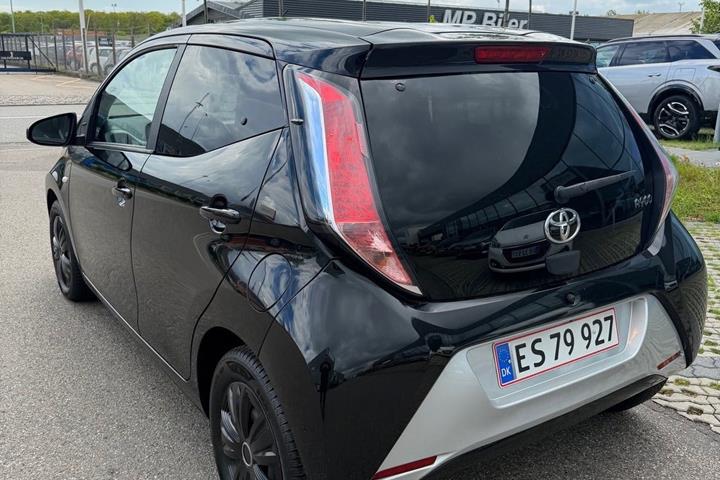 undefined Toyota Aygo fra 2015