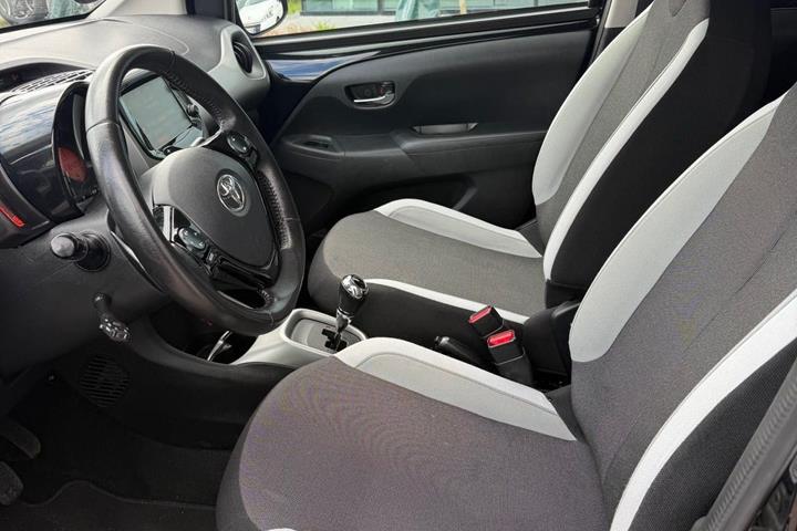undefined Toyota Aygo fra 2015