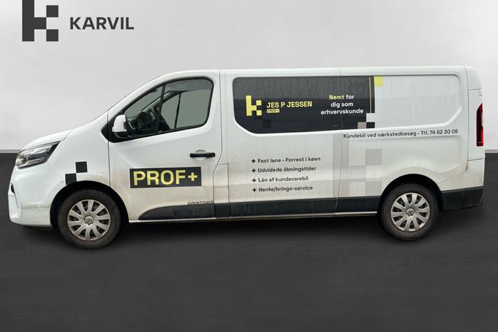 Hvid Nissan Primastar fra 2023