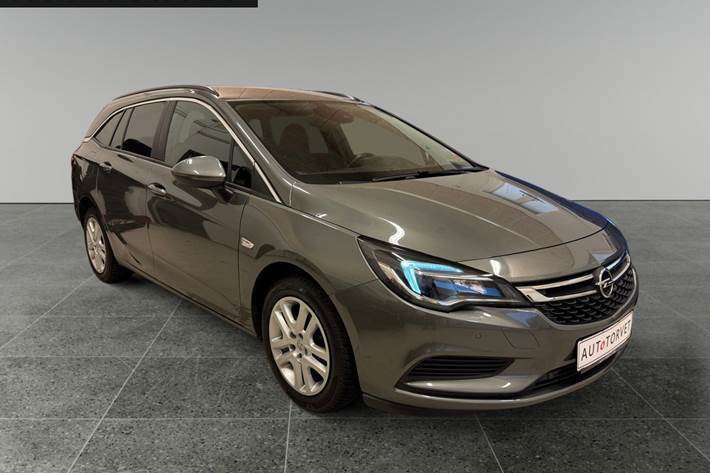 Grå Opel Astra fra 2019