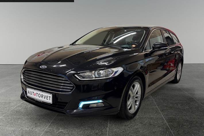 Sort Ford Mondeo fra 2017