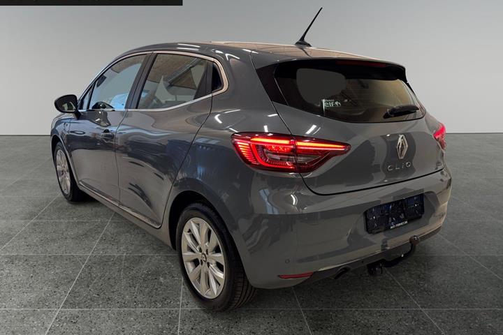 Grå Renault Clio V fra 2020