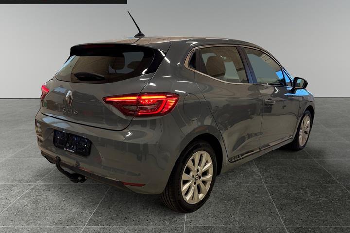 Grå Renault Clio V fra 2020