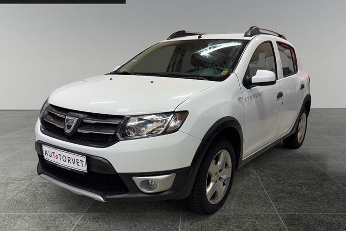 Hvid Dacia Sandero fra 2016