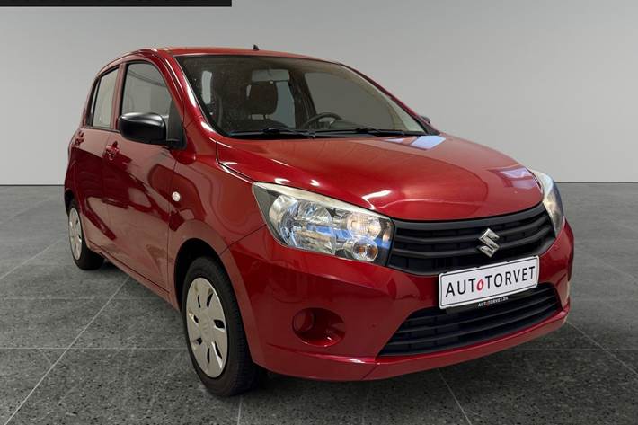 Rød Suzuki Celerio fra 2015