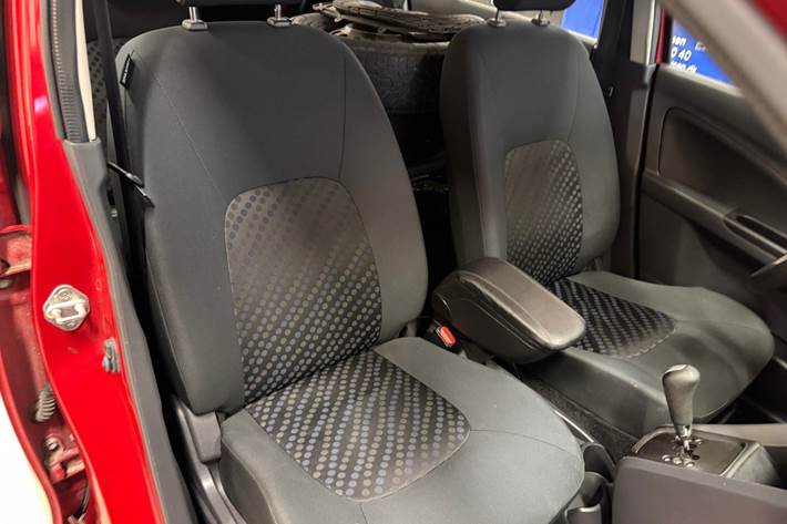 Rød Suzuki Celerio fra 2015