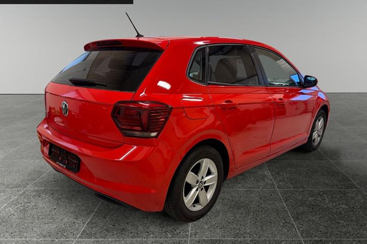 Rød VW Polo fra 2018
