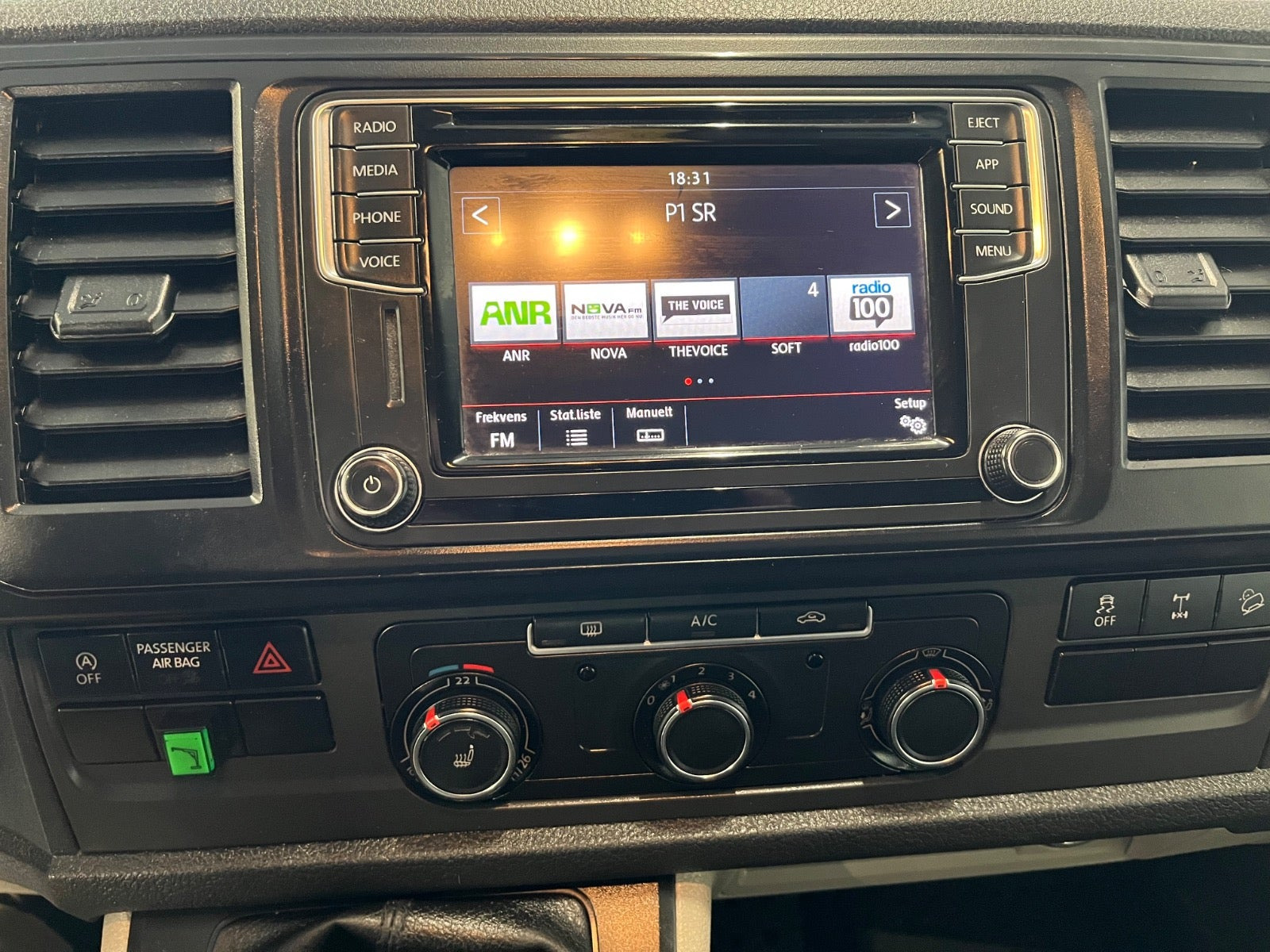 Hvid VW Transporter fra 2018