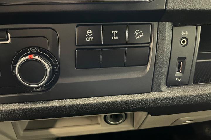 Hvid VW Transporter fra 2018